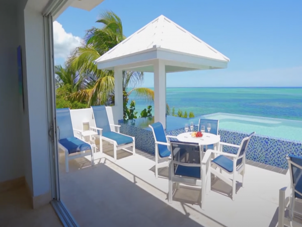 Luxury Three Level Beachfront Vacation Villa Turks & Caicos